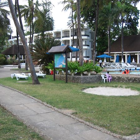 Kenya Bay Beach Hotel Bamburi Luaran gambar